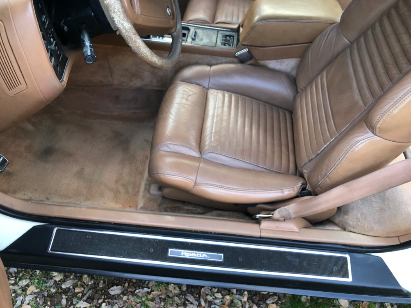 Buick-Reatta-1990-Coupe-7