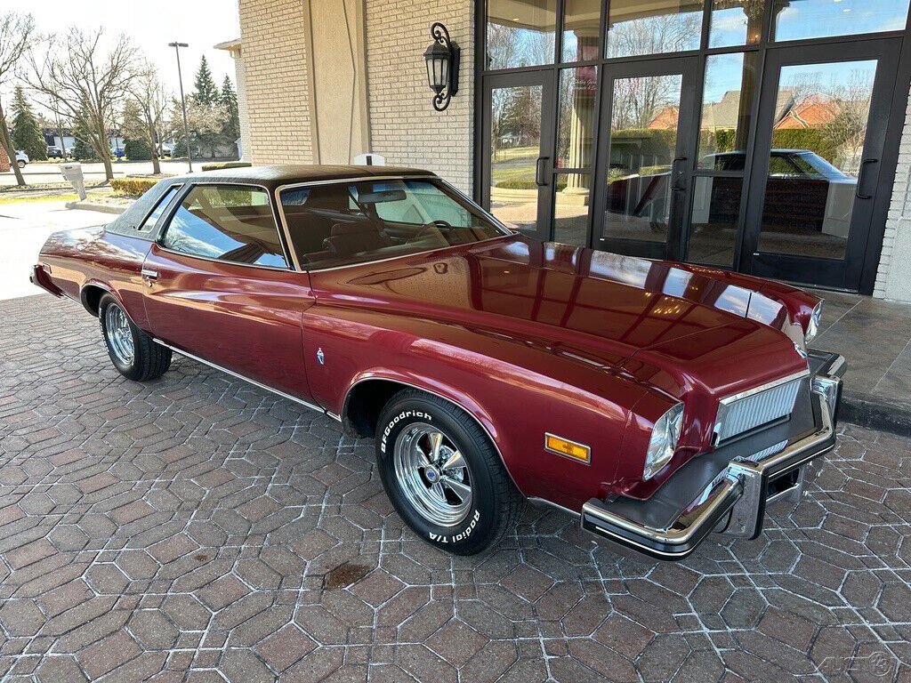 Buick-Regal-1974-Coupe-11