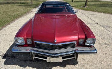 Buick-Regal-1974-Coupe-12