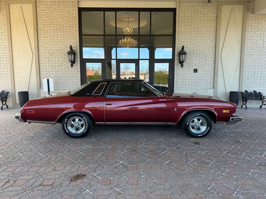 Buick-Regal-1974-Coupe-9