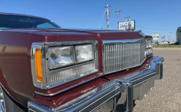 Buick-Regal-1976-Other-22