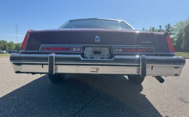 Buick-Regal-1976-Other-33