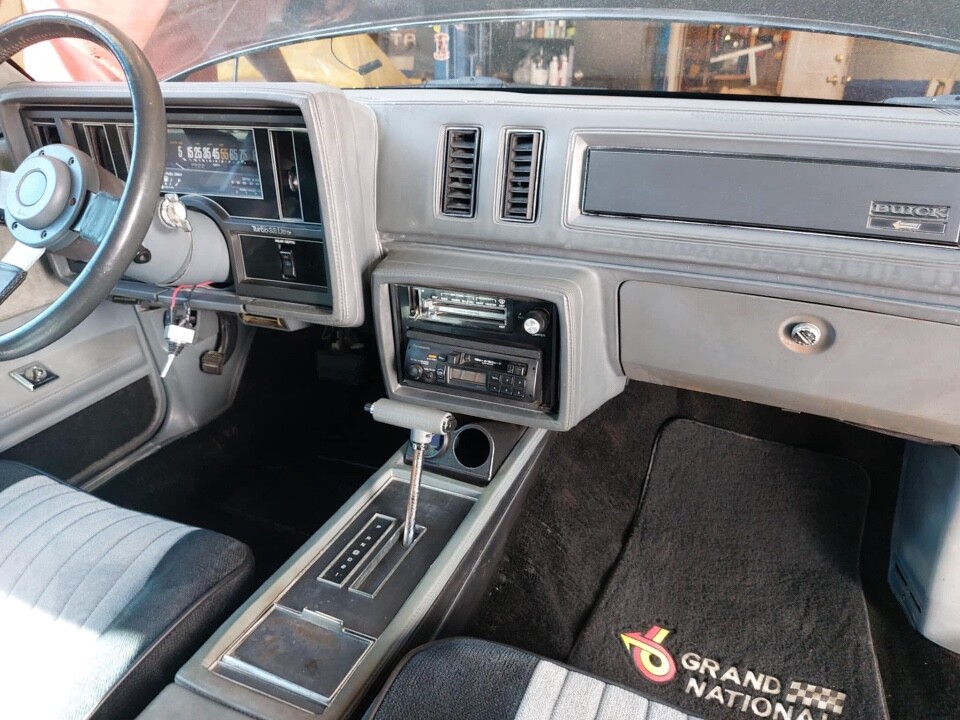 Buick-Regal-1986-Coupe-12