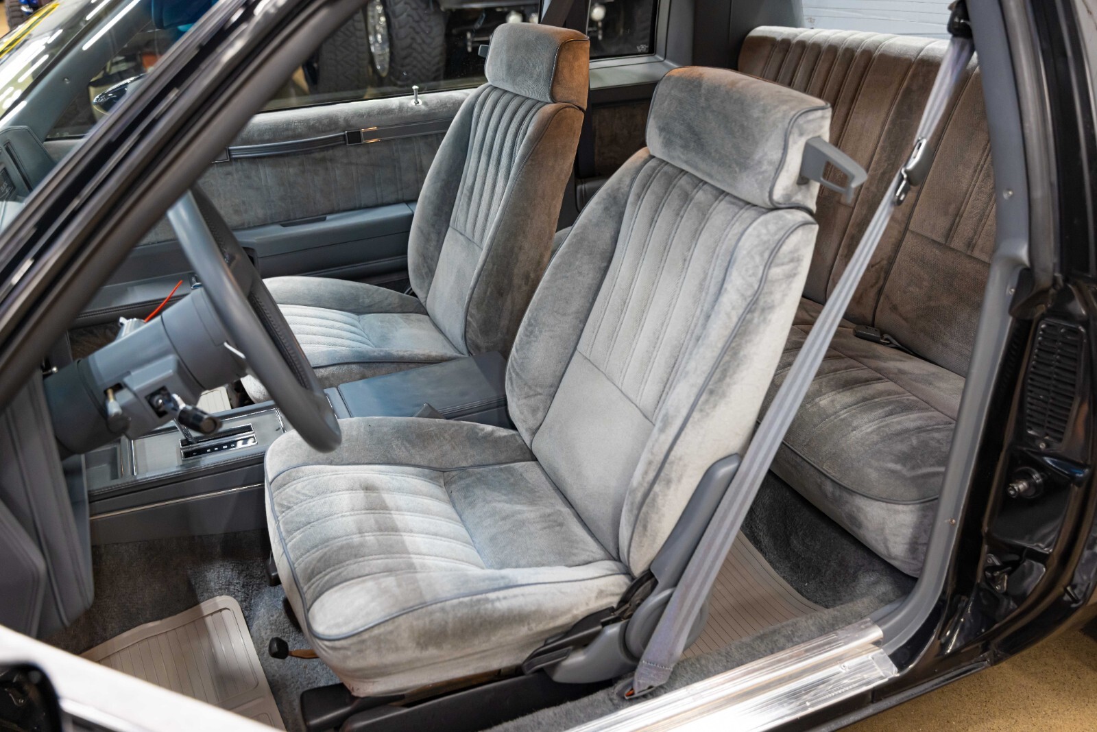 Buick-Regal-1987-Coupe-20