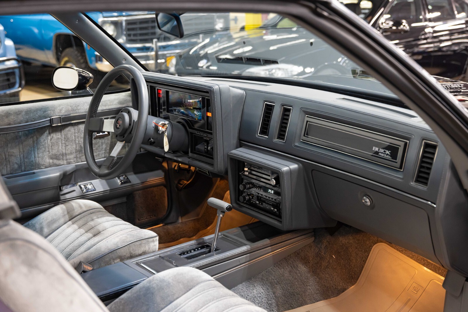 Buick-Regal-1987-Coupe-27