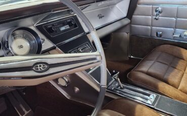 Buick-Riviera-1964-2-dr-23