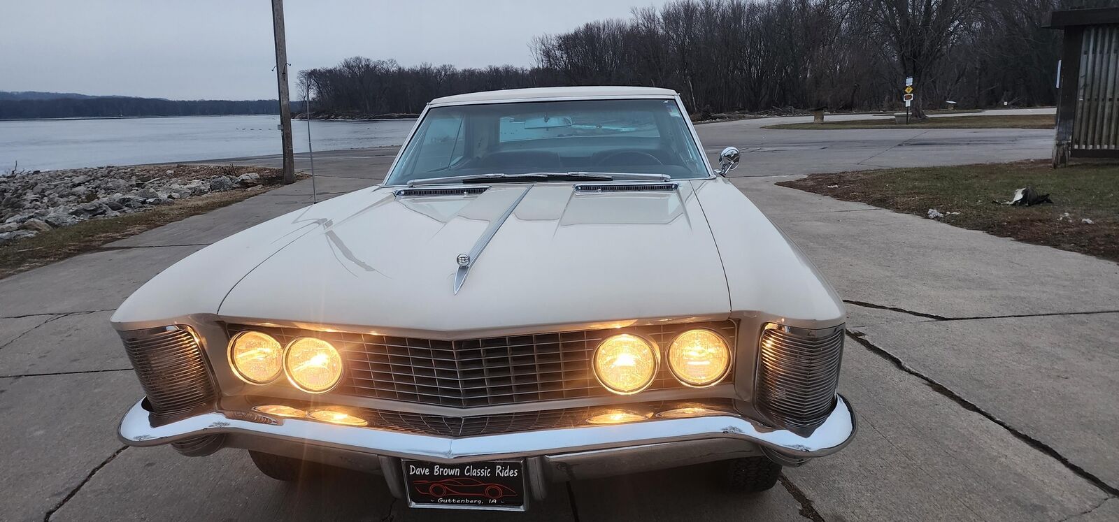 Buick-Riviera-1964-2-dr-3