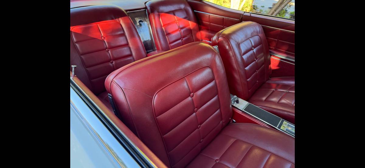 Buick-Riviera-1964-white-13