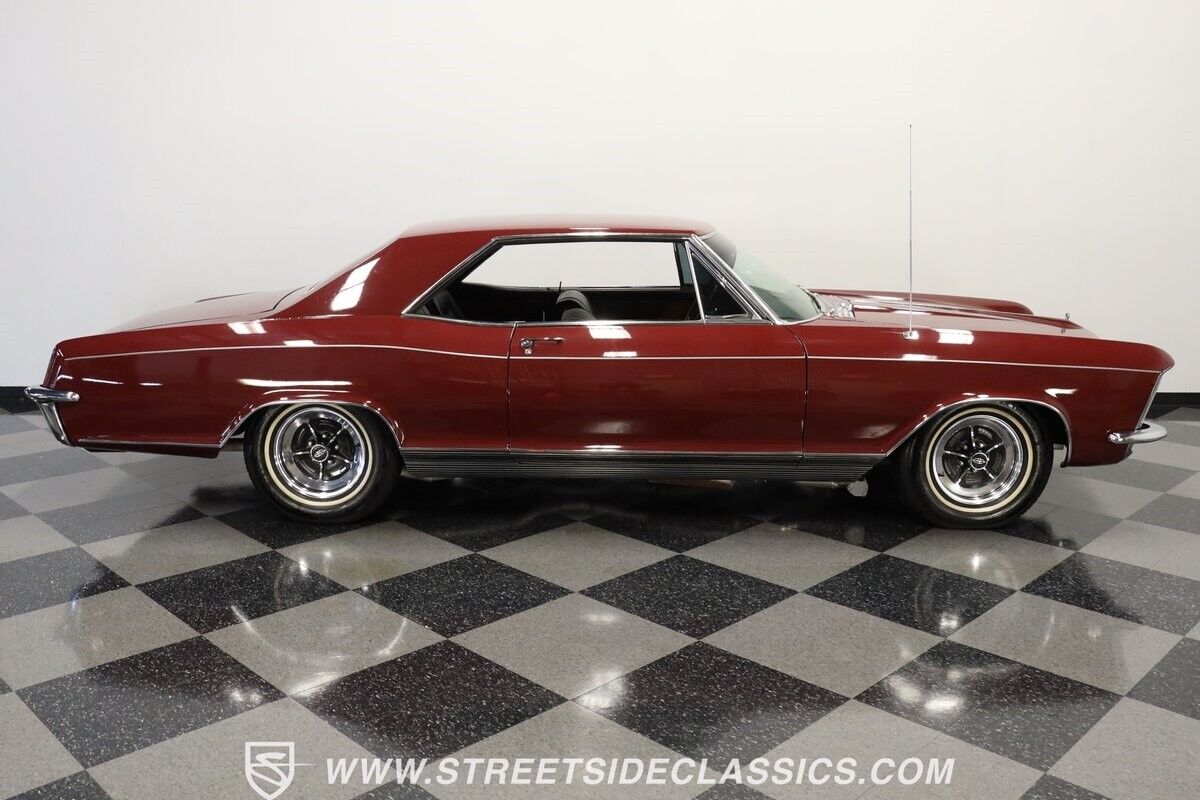 Buick-Riviera-1965-Coupe-12