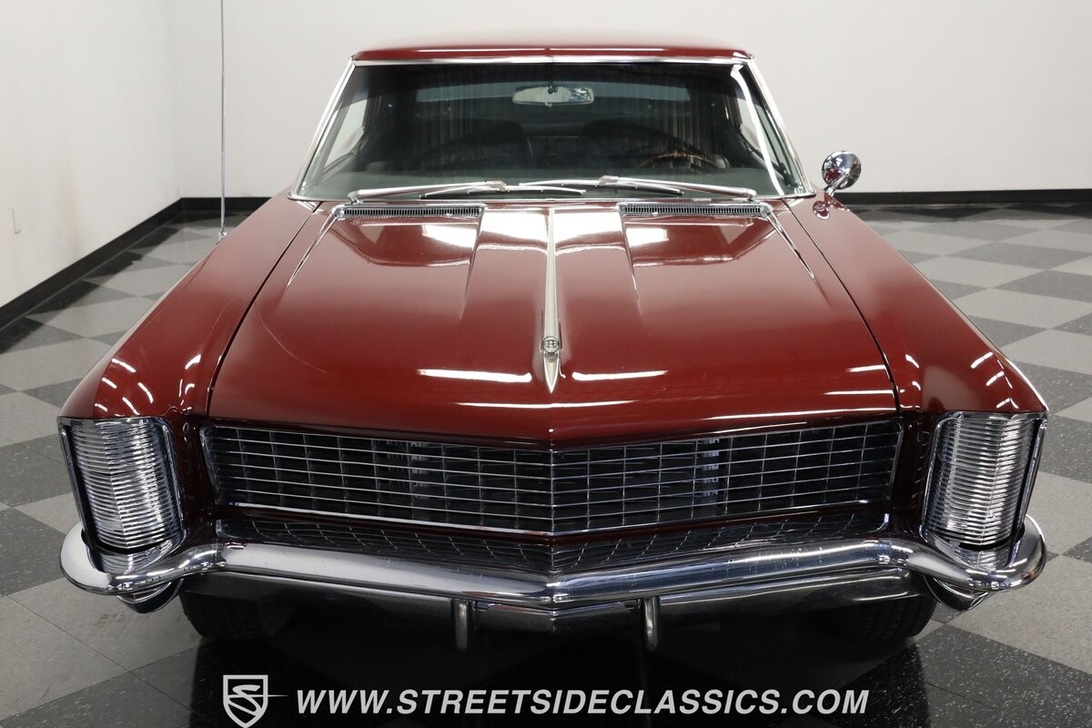 Buick-Riviera-1965-Coupe-15