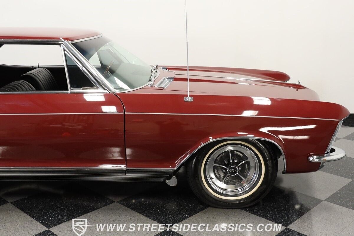 Buick-Riviera-1965-Coupe-28