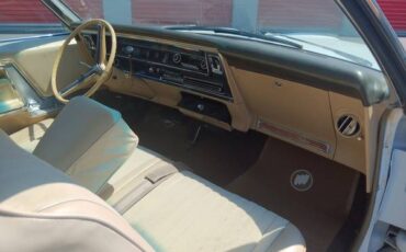 Buick-Riviera-1967-4