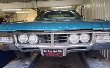 Buick-Riviera-1969-2-Dr-1