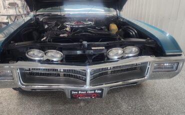 Buick-Riviera-1969-2-Dr-17