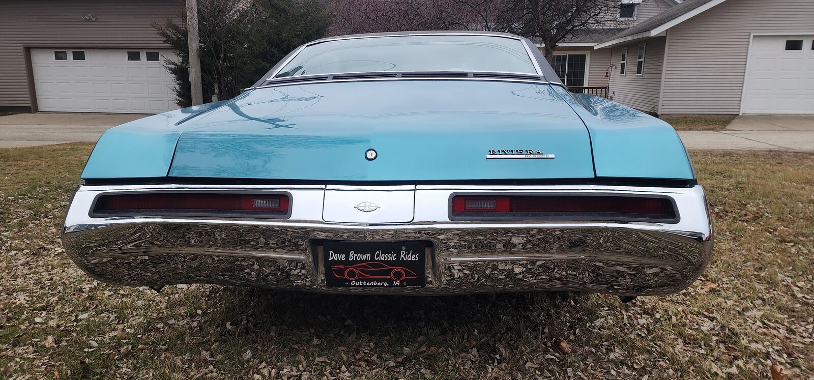Buick-Riviera-1969-2-Dr-24