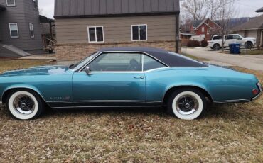 Buick-Riviera-1969-2-Dr-27