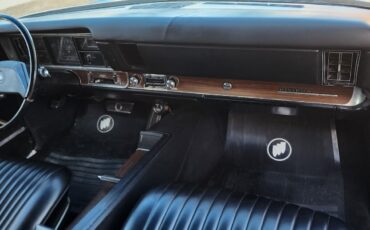 Buick-Riviera-1969-2-Dr-34