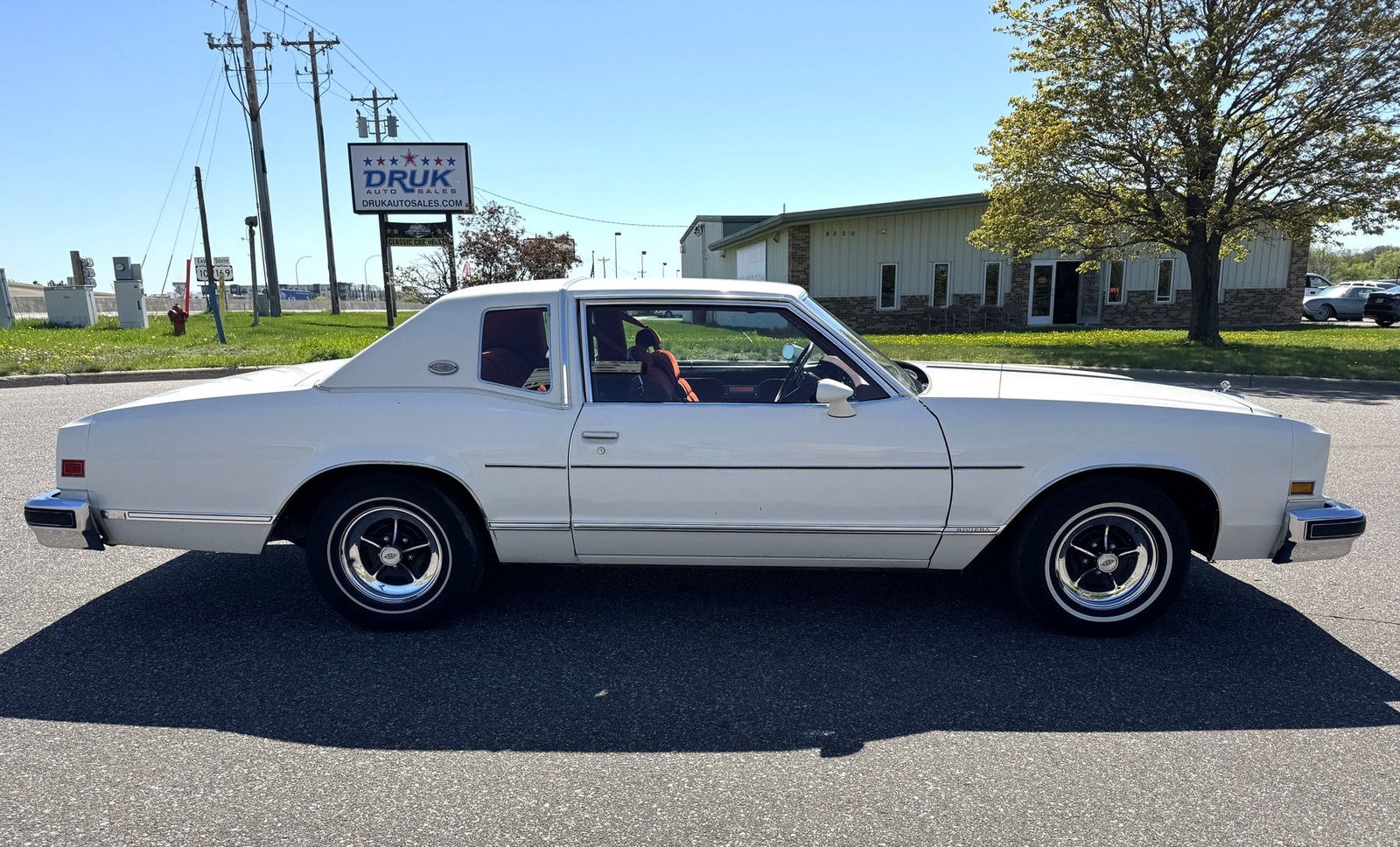 Buick-Riviera-1977-Coupe-1