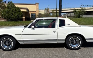 Buick-Riviera-1977-Coupe-6