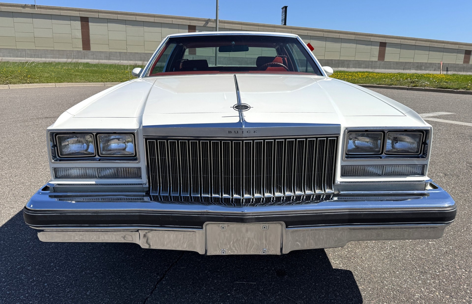 Buick-Riviera-1977-Coupe-8