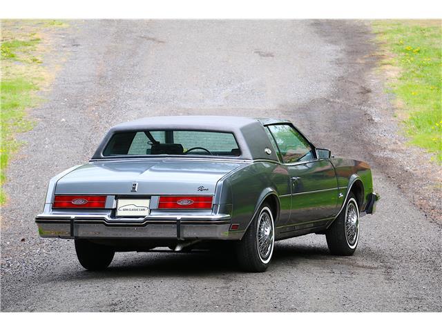 Buick-Riviera-1985-COUPE-1