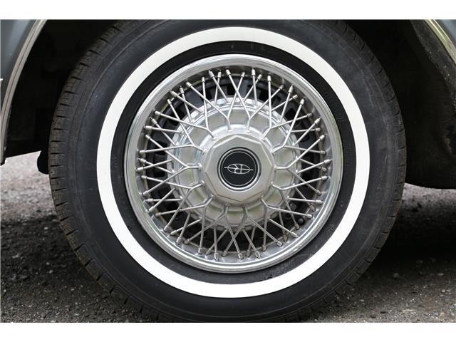 Buick-Riviera-1985-COUPE-13