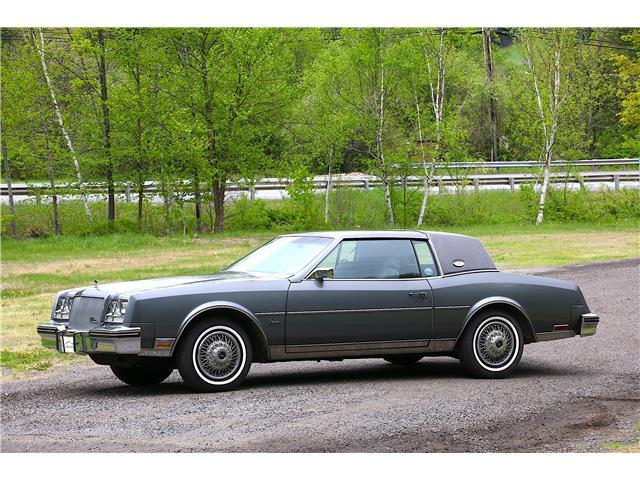 Buick-Riviera-1985-COUPE-4