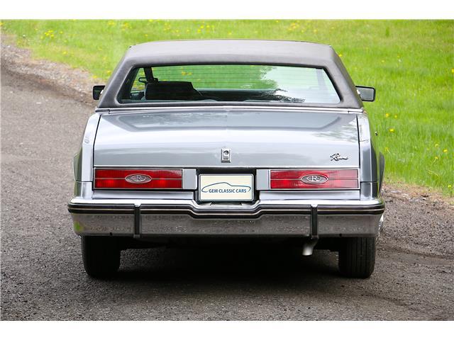 Buick-Riviera-1985-COUPE-6