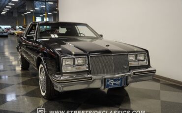 Buick-Riviera-1985-Hardtop-14