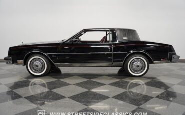 Buick-Riviera-1985-Hardtop-2