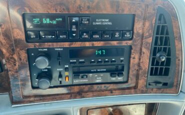 Buick-Riviera-1991-brown-10