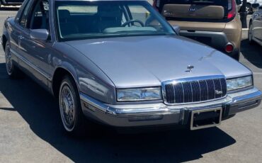 Buick-Riviera-1991-brown-3