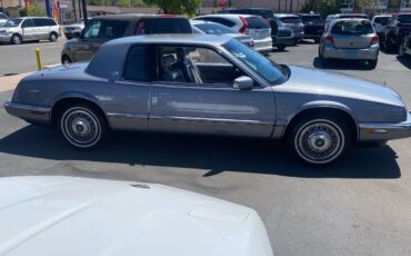 Buick-Riviera-1991-brown-4