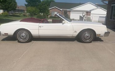 Buick-Riviera-convertible-1982-white-6