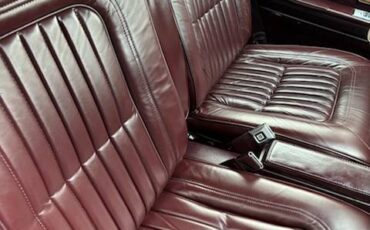 Buick-Riviera-luxury-1985-white-6