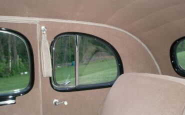 Buick-Roadmaster-1937-1