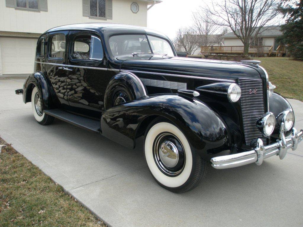 Buick-Roadmaster-1937-8