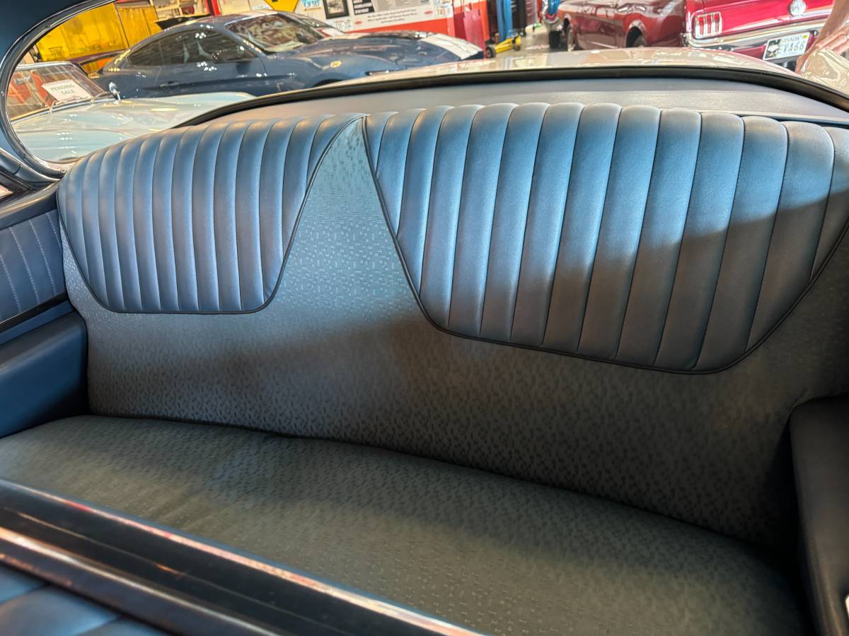 Buick-Roadmaster-1954-white-14
