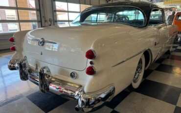 Buick-Roadmaster-1954-white-6