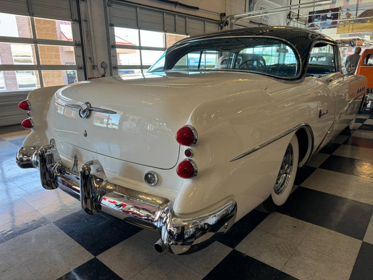 Buick-Roadmaster-1954-white-6