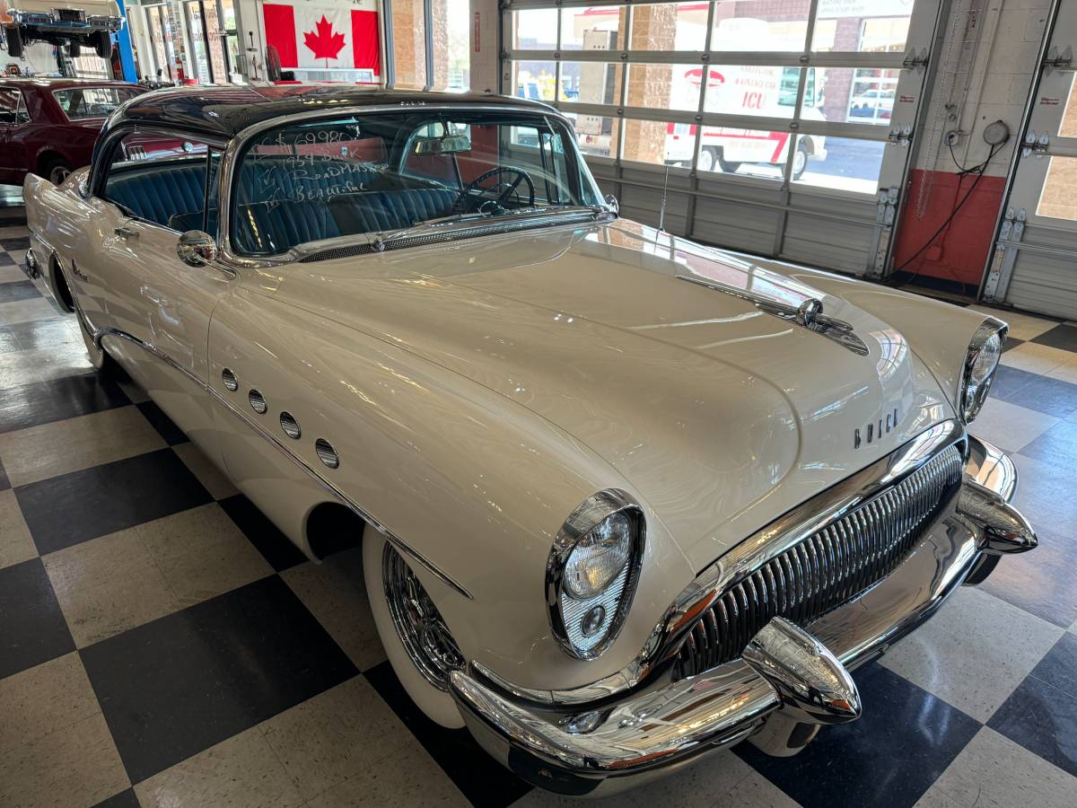 Buick-Roadmaster-1954-white-8