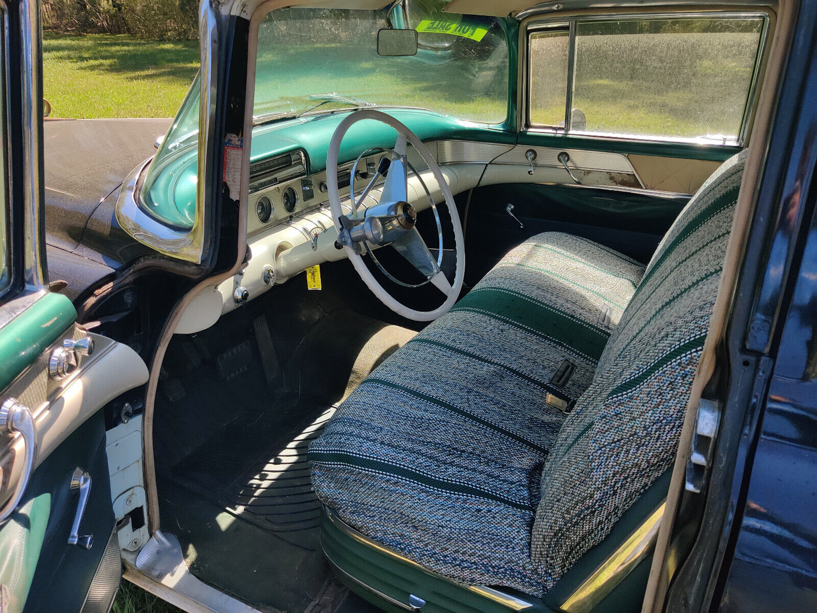 Buick-Roadmaster-1955-Sedan-11