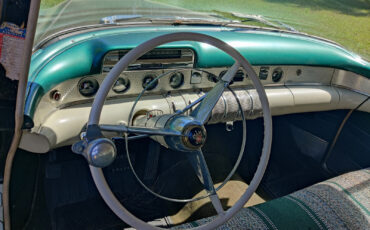 Buick-Roadmaster-1955-Sedan-12