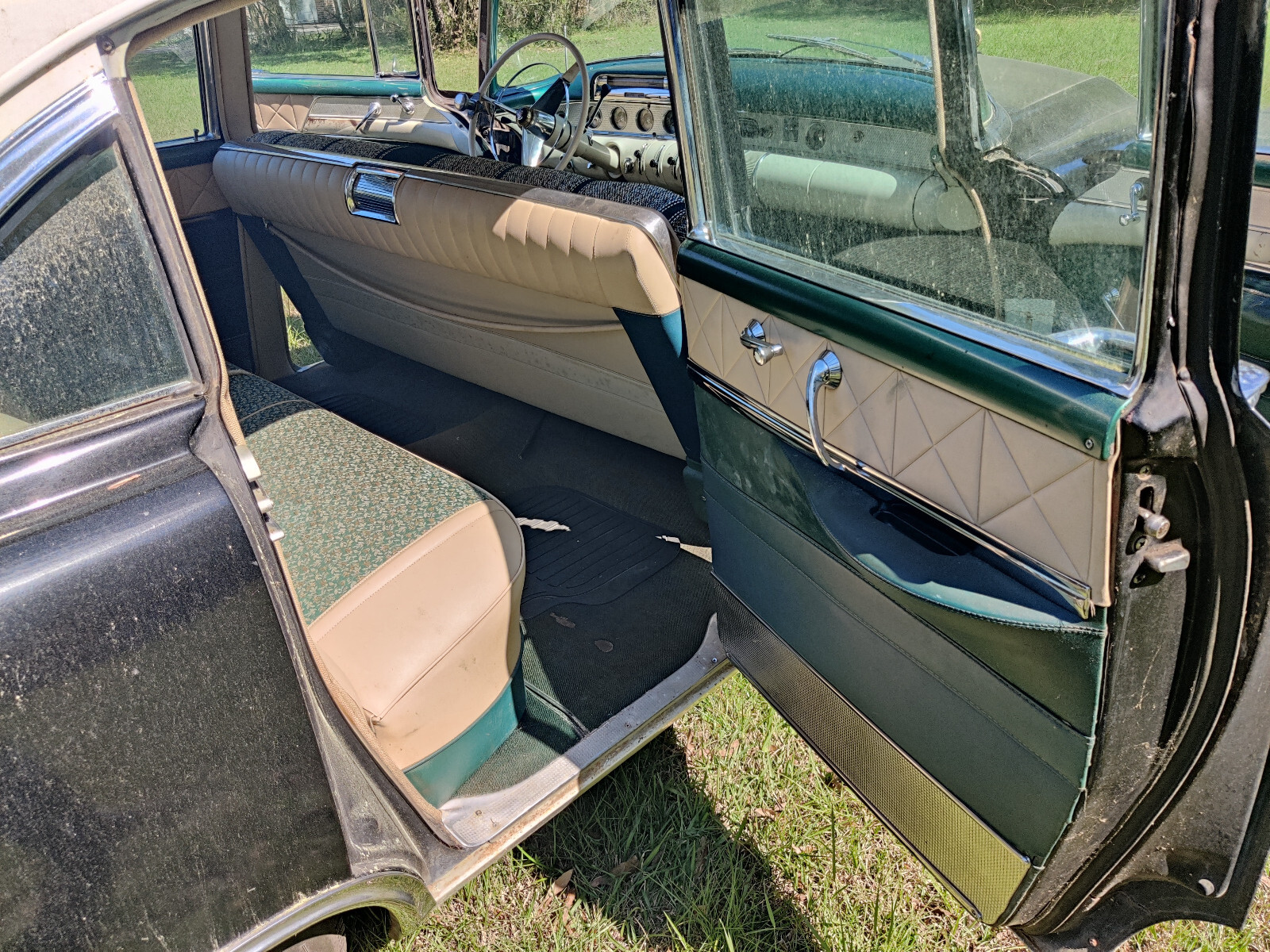 Buick-Roadmaster-1955-Sedan-20