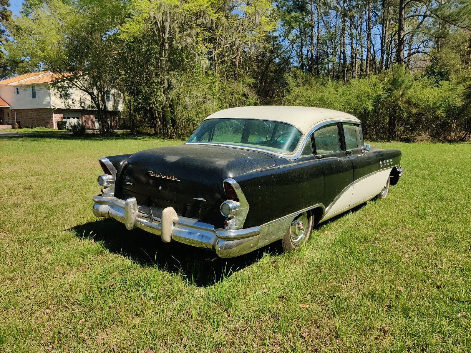 Buick-Roadmaster-1955-Sedan-4