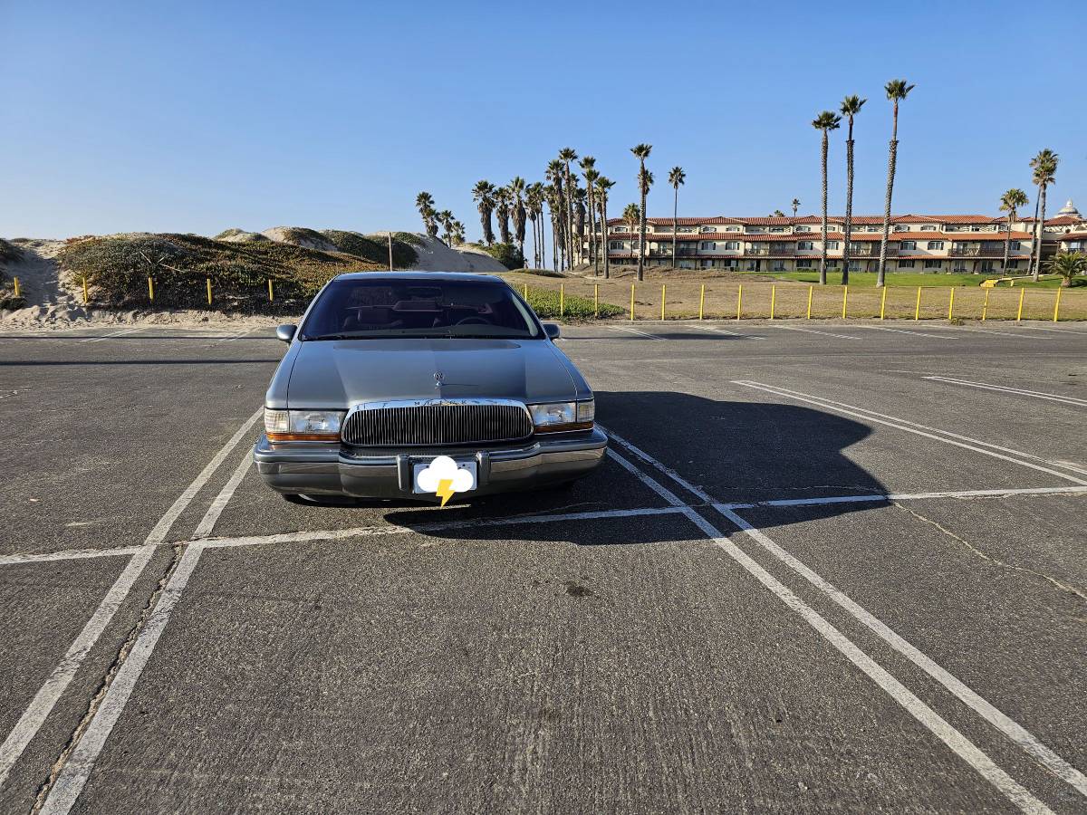 Buick-Roadmaster-1994-blue-1