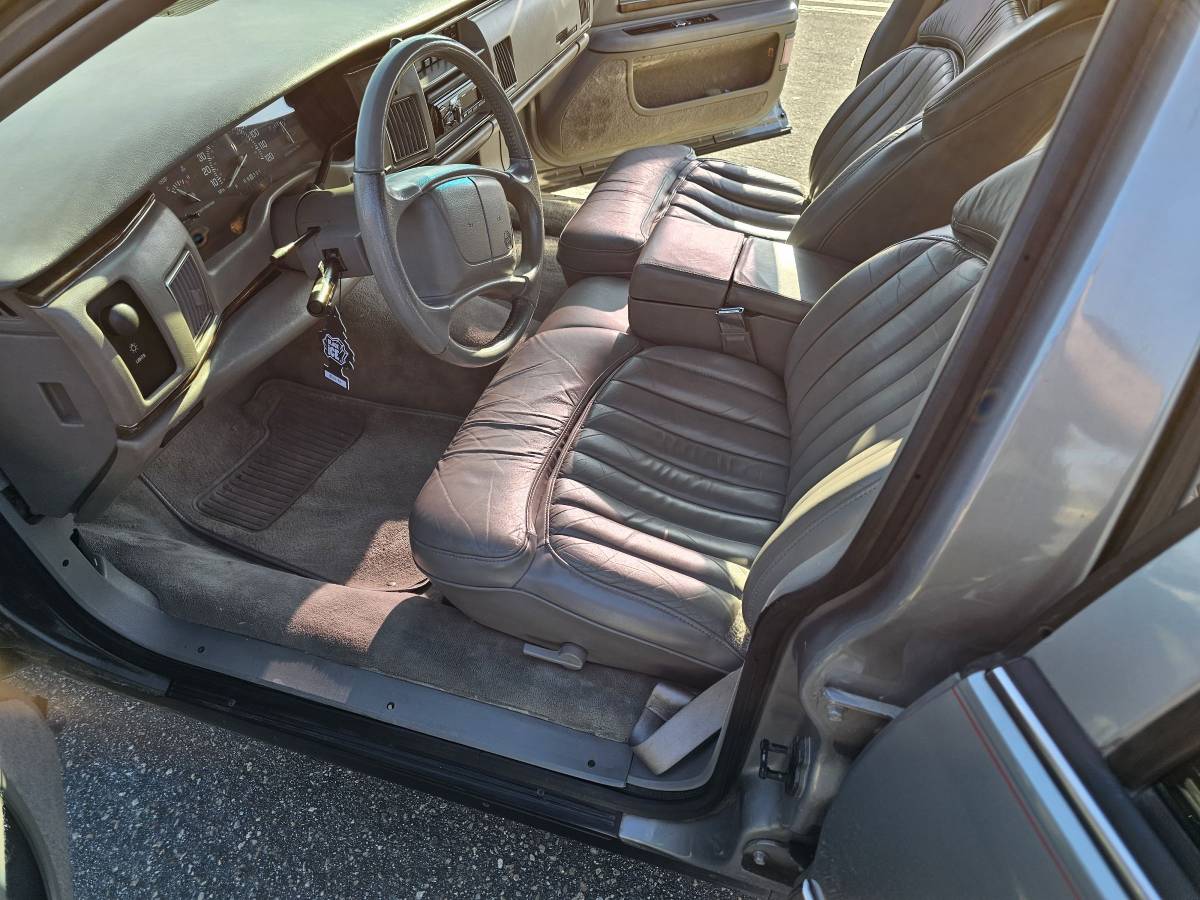 Buick-Roadmaster-1994-blue-7