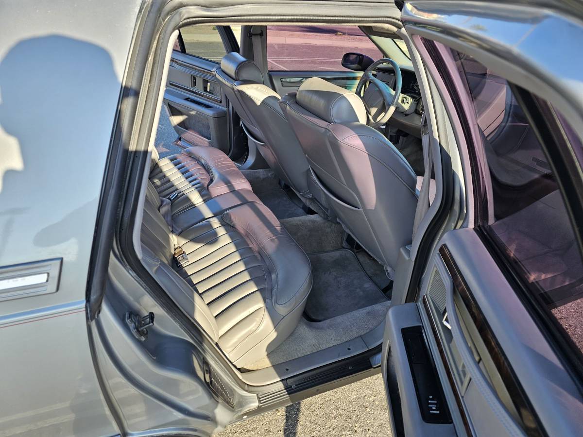 Buick-Roadmaster-1994-blue-8