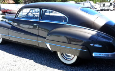 Buick-Roadmaster-Sedanette-1947-Sedan-3