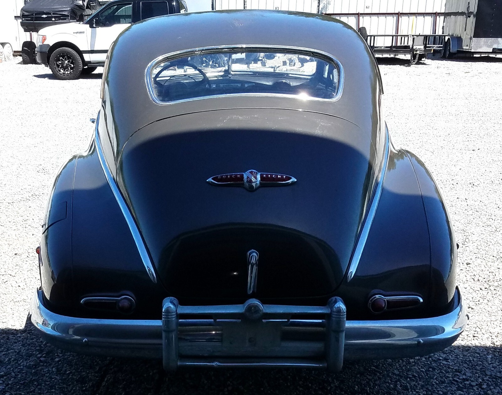 Buick-Roadmaster-Sedanette-1947-Sedan-4
